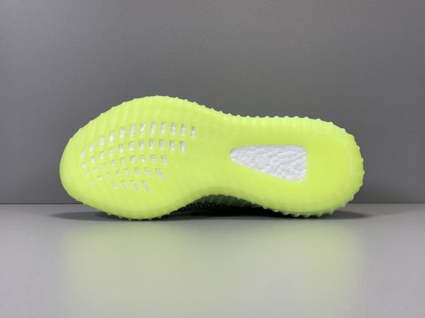 Yeezy Boost 350 V2 ‘Yeezreel Reflective’ - Image 15