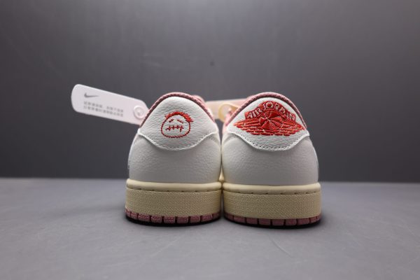 Travis Scott x Air Jordan 1 Low - Image 9