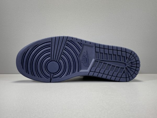 Air Jordan 1 Retro High OG ‘Obsidian’ UNC - Image 8