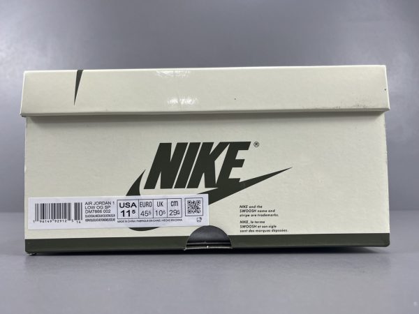Travis Scott  x Jordan Air Jordan 1 Low OG - Image 16
