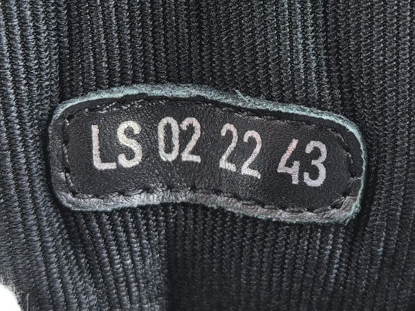 B27 - Image 9