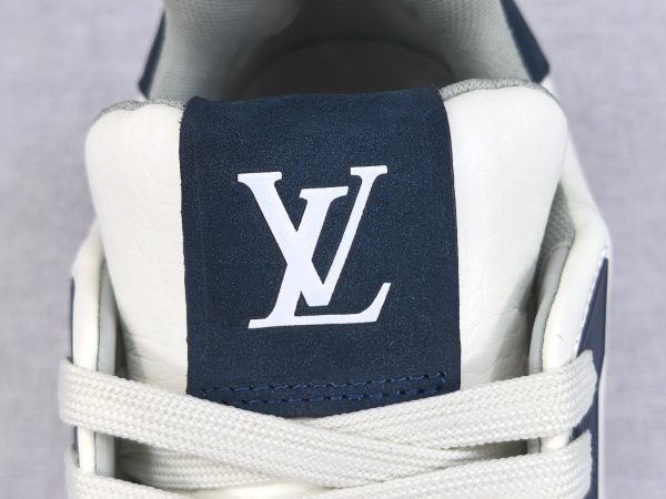 Trainer - Image 10