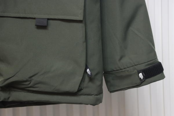 The North Face Alphabet Workwear Down Jacket Green - Image 6