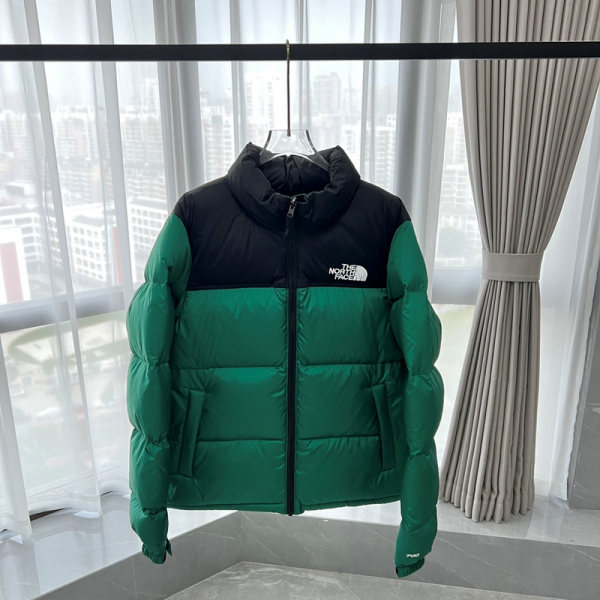The North Face Splicing White And Green GUCCI - Image 12