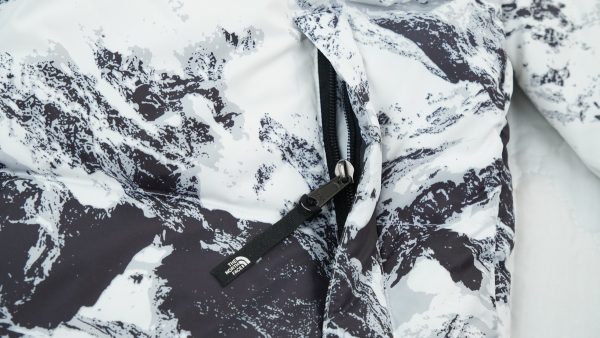The North Face Splicing White And Snow Mountain - Image 11