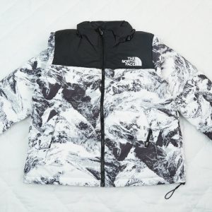 The North Face Splicing White And Snow Mountain