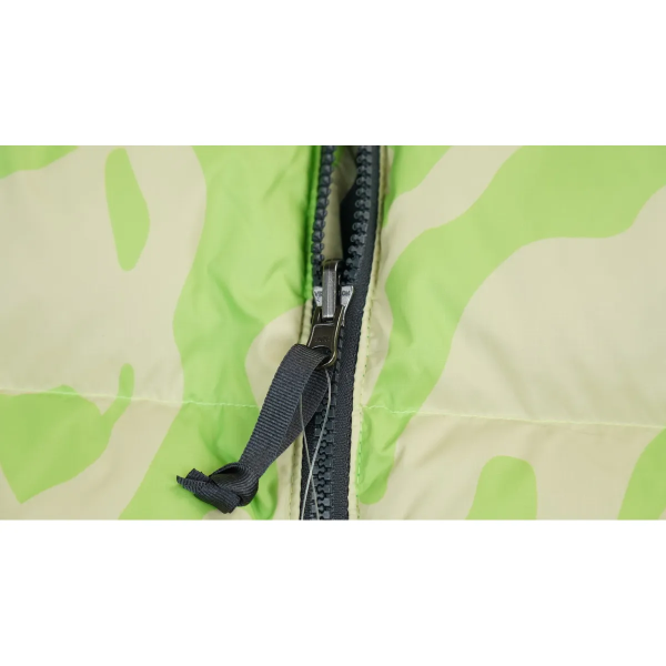 The North Face Splicing White And XX Green Down Jacket - Image 10