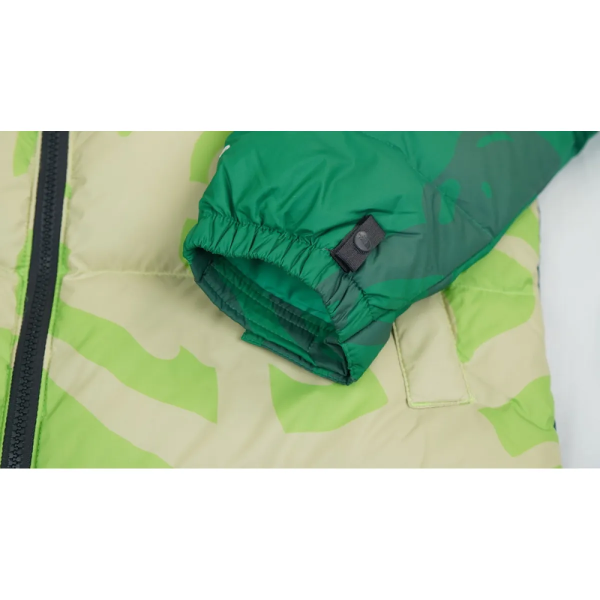 The North Face Splicing White And XX Green Down Jacket - Image 7