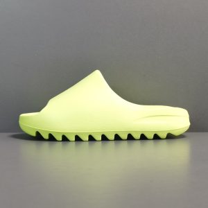 Adidas  originals  Yeezy Slide  ＂Glow Green＂