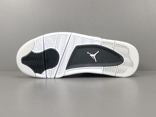 Air Jordan 4 Retro ＂MilitaryBlack＂ - Image 8