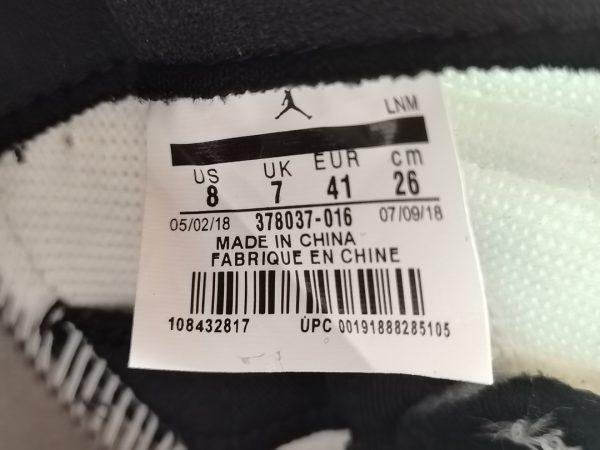 Air Jordan 11 Platinum Tint - Image 15