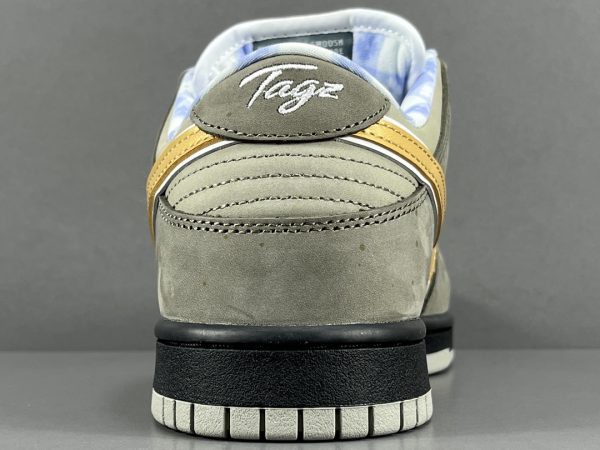 Concepts x NK SB Dunk Low - Image 14