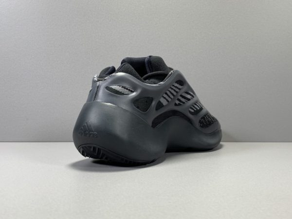 Yeezy 700 V3 ‘Alvah’ - Image 5