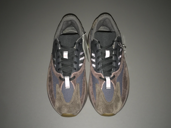 Yeezy Boost 700 ‘Mauve’ - Image 10