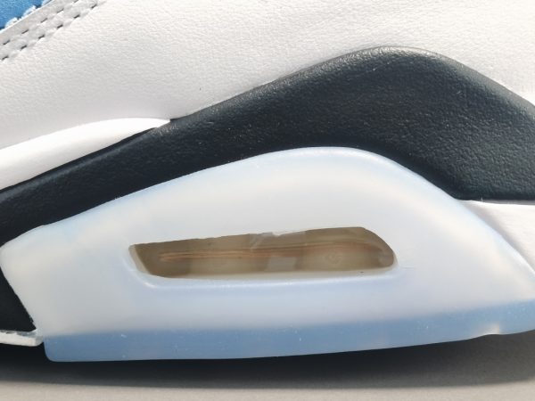 Air Jordan 6  Retro ＂University Blue＂ - Image 12