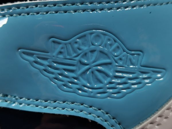 Air Jordan 1 Retro High Blue Chill - Image 13