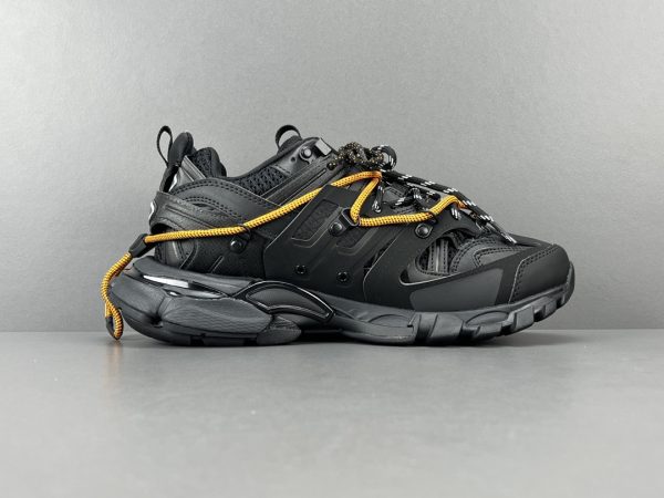Track 1.0 - Image 6