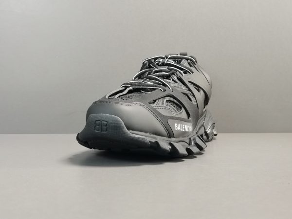 Track - Image 3