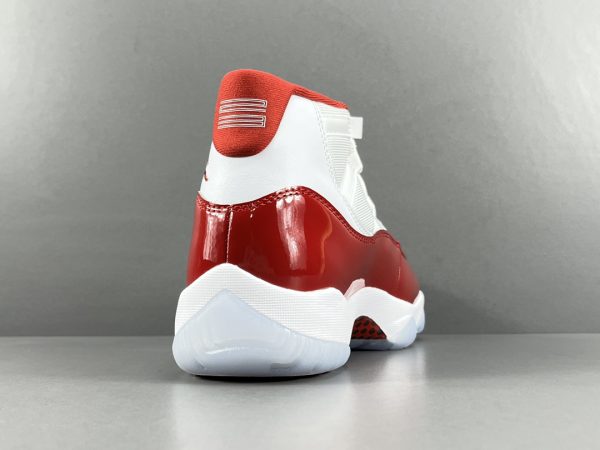 Air Jordan 11 Retro ＂Varsity Red＂ - Image 5