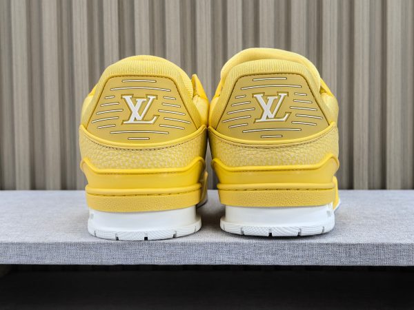 Trainer - Image 7