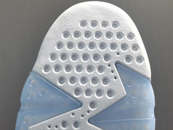 Air Jordan 6  Retro ＂University Blue＂ - Image 7