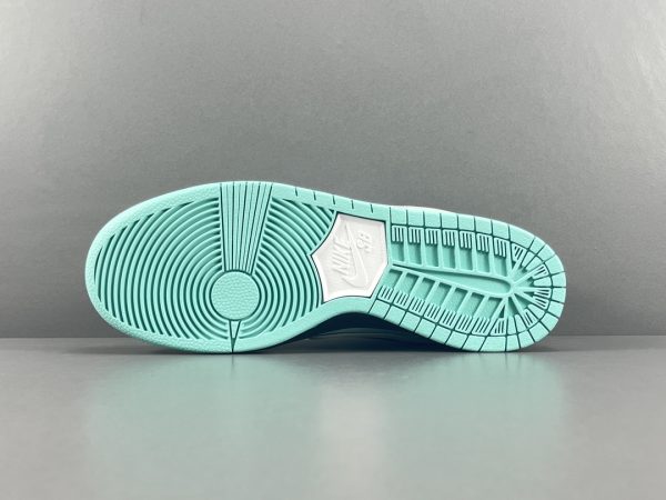 Concepts x NK SB Dunk Low - Image 8