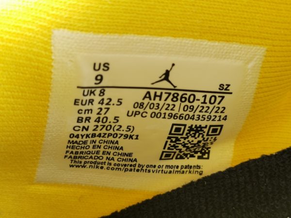 Air Jordan 11 Retro Low＂Yellow Snakeskin ＂ - Image 15