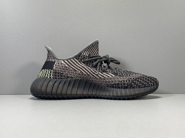 Yeezy Boost 350 V2 ‘Yecheil Reflective’ - Image 17