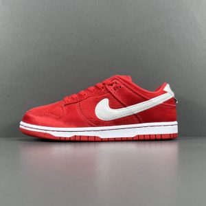 Nike DUNK Low  “Valentine‘s Day Solemates “