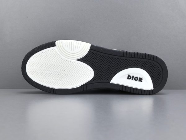 B27 - Image 8