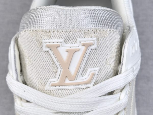 Trainer - Image 10