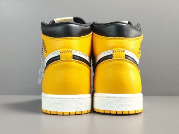 Air Jordan 1 High OG “Yellow Toe” Retro Casual Basketball Shoes - Image 14