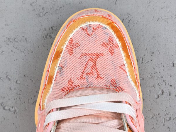 Trainer - Image 9