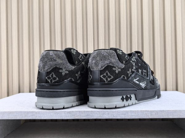 Trainer - Image 7