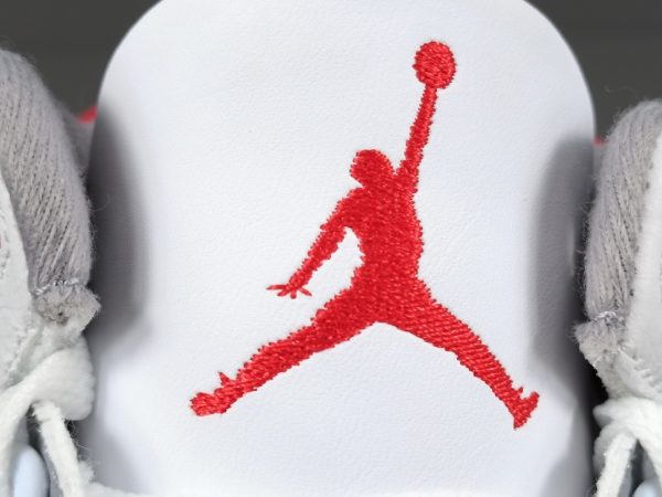 Air Jordan 3 Retro ＂Fire Red＂ - Image 2