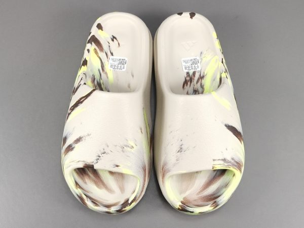 Adidas originals  Yeezy Slide “MX Cream “ - Image 4