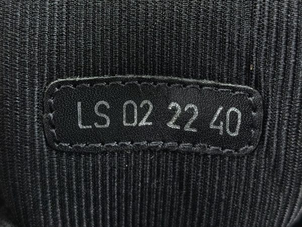 B27 - Image 9